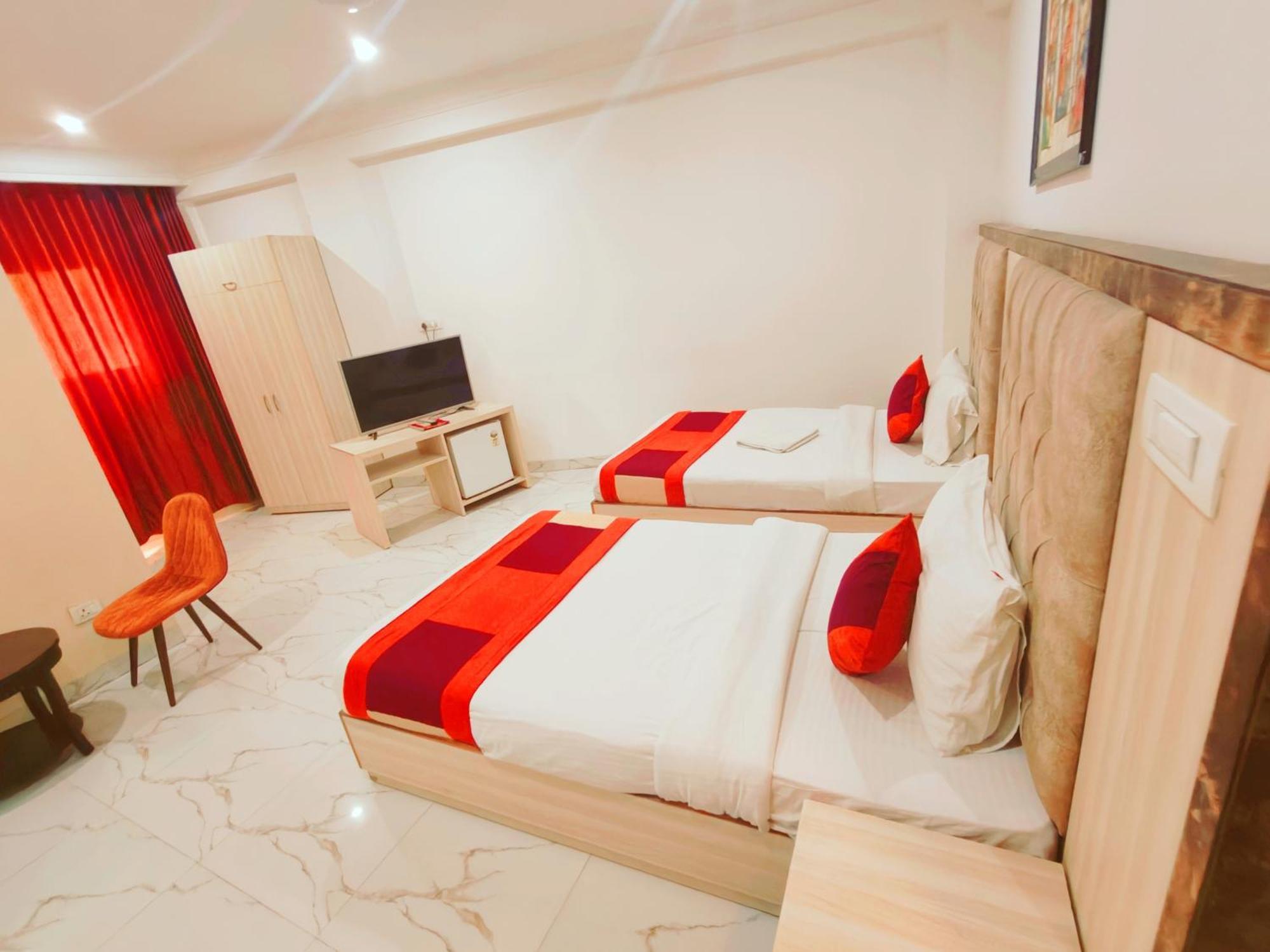 The Almora Residency - Complimentary Airport Trasnfer Hotel นิวเดลี ภายนอก รูปภาพ