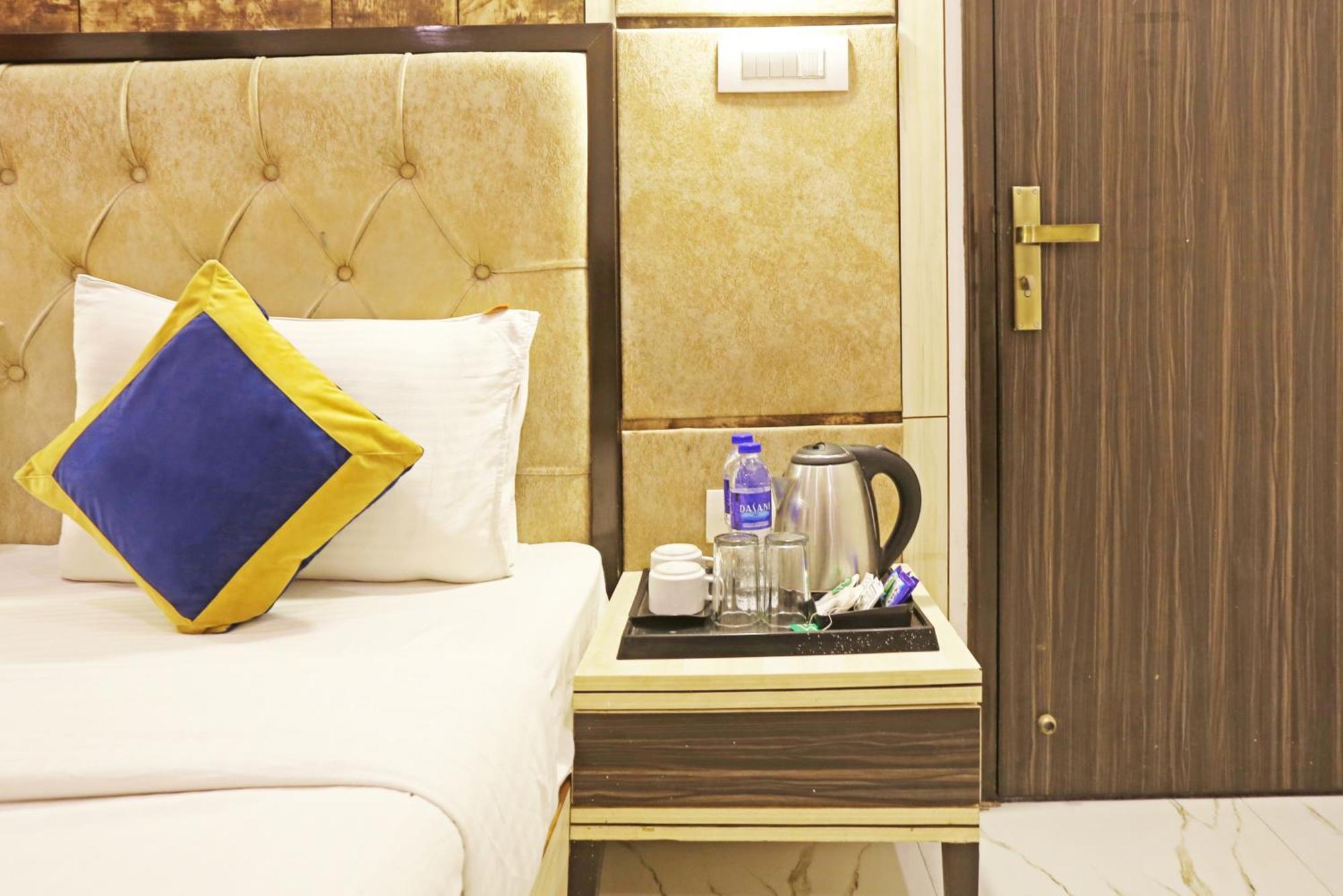 The Almora Residency - Complimentary Airport Trasnfer Hotel นิวเดลี ภายนอก รูปภาพ