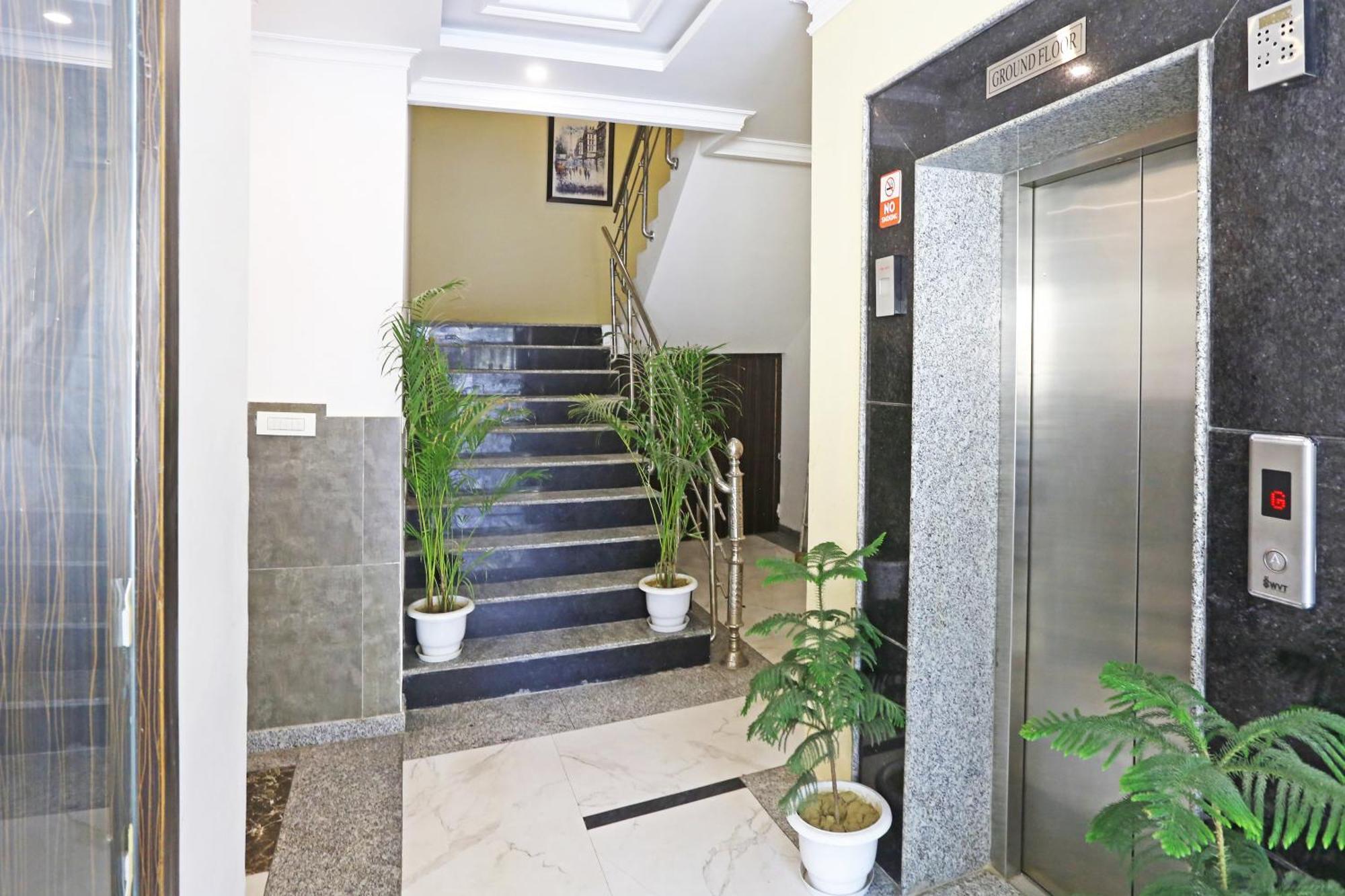 The Almora Residency - Complimentary Airport Trasnfer Hotel นิวเดลี ภายนอก รูปภาพ