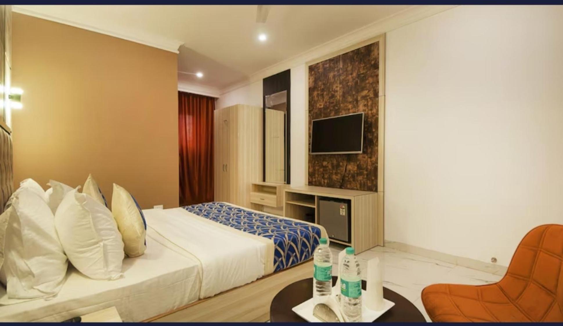 The Almora Residency - Complimentary Airport Trasnfer Hotel นิวเดลี ห้อง รูปภาพ