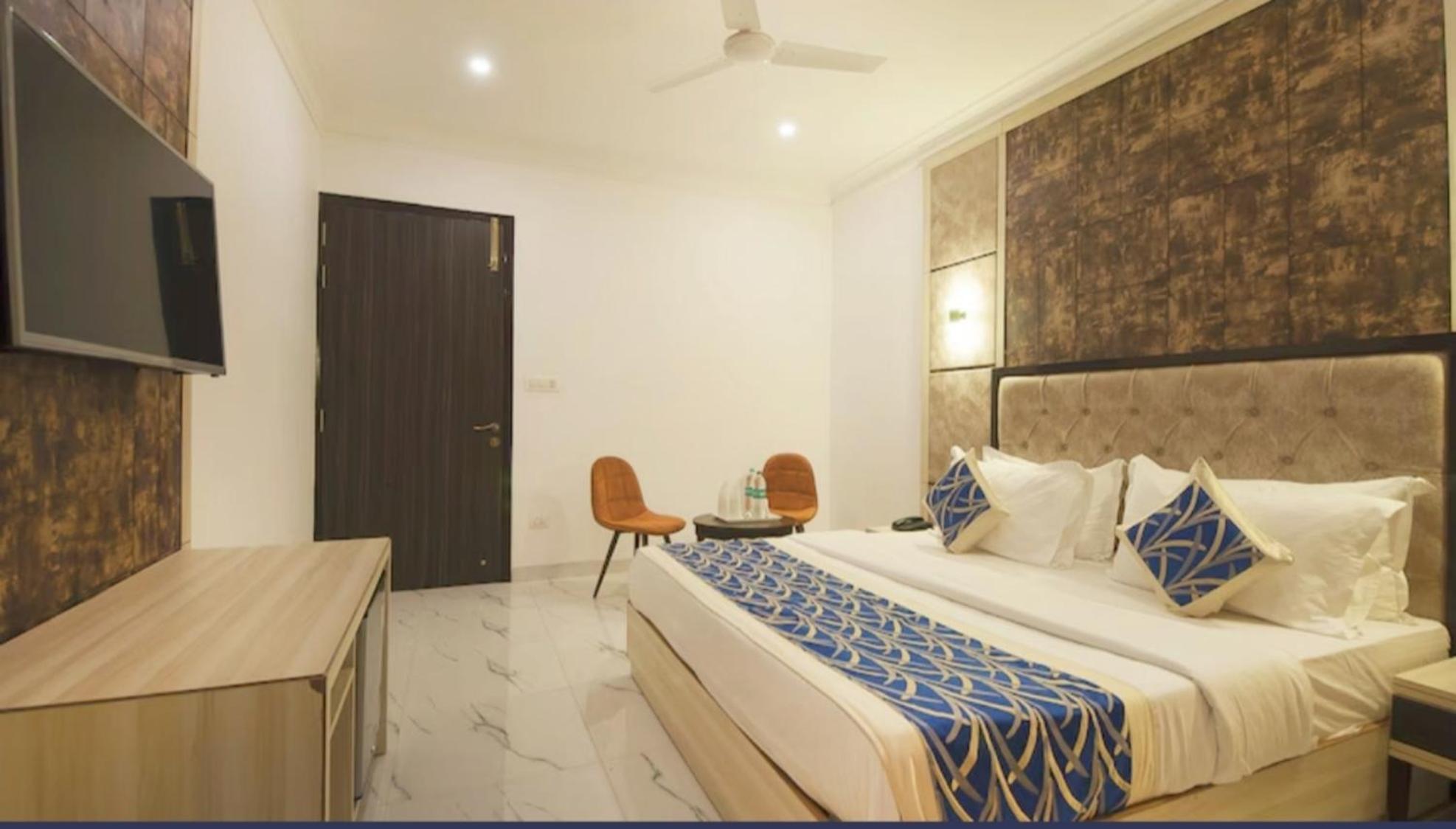 The Almora Residency - Complimentary Airport Trasnfer Hotel นิวเดลี ห้อง รูปภาพ
