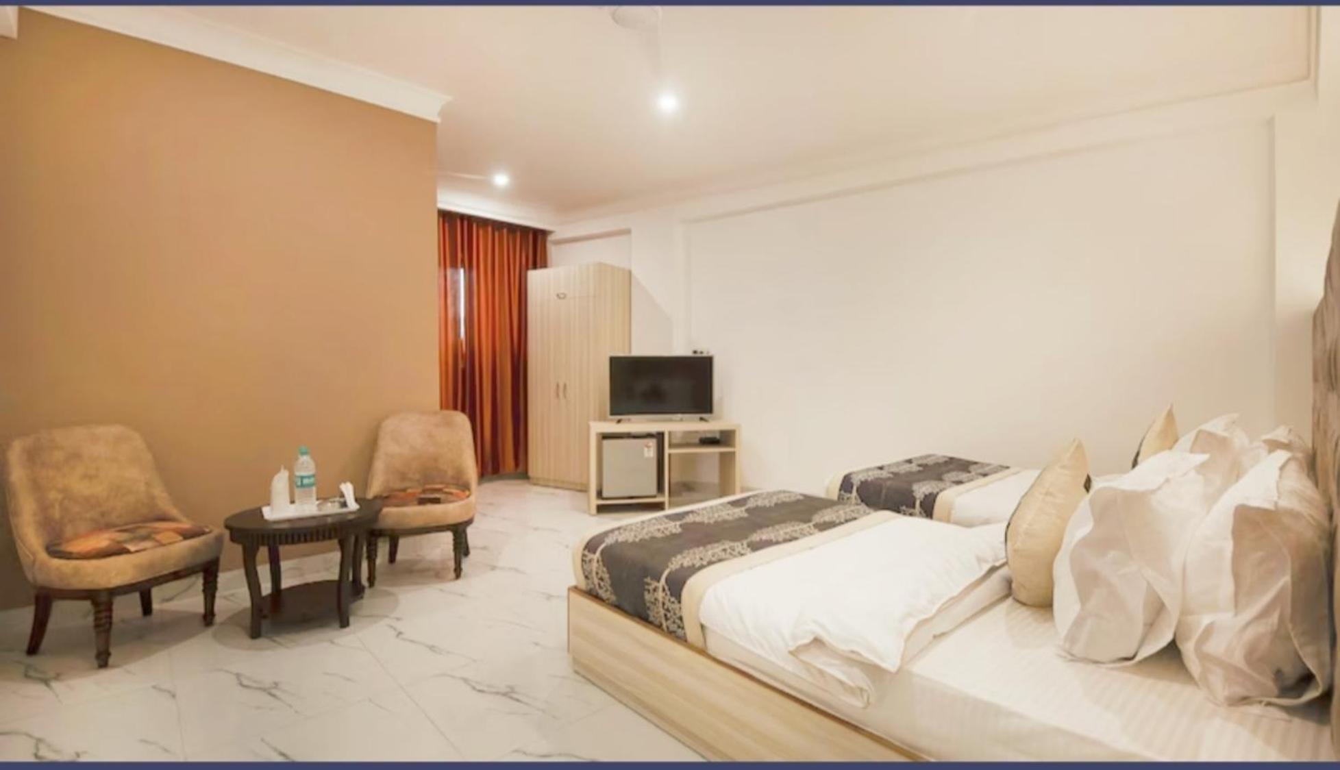 The Almora Residency - Complimentary Airport Trasnfer Hotel นิวเดลี ห้อง รูปภาพ
