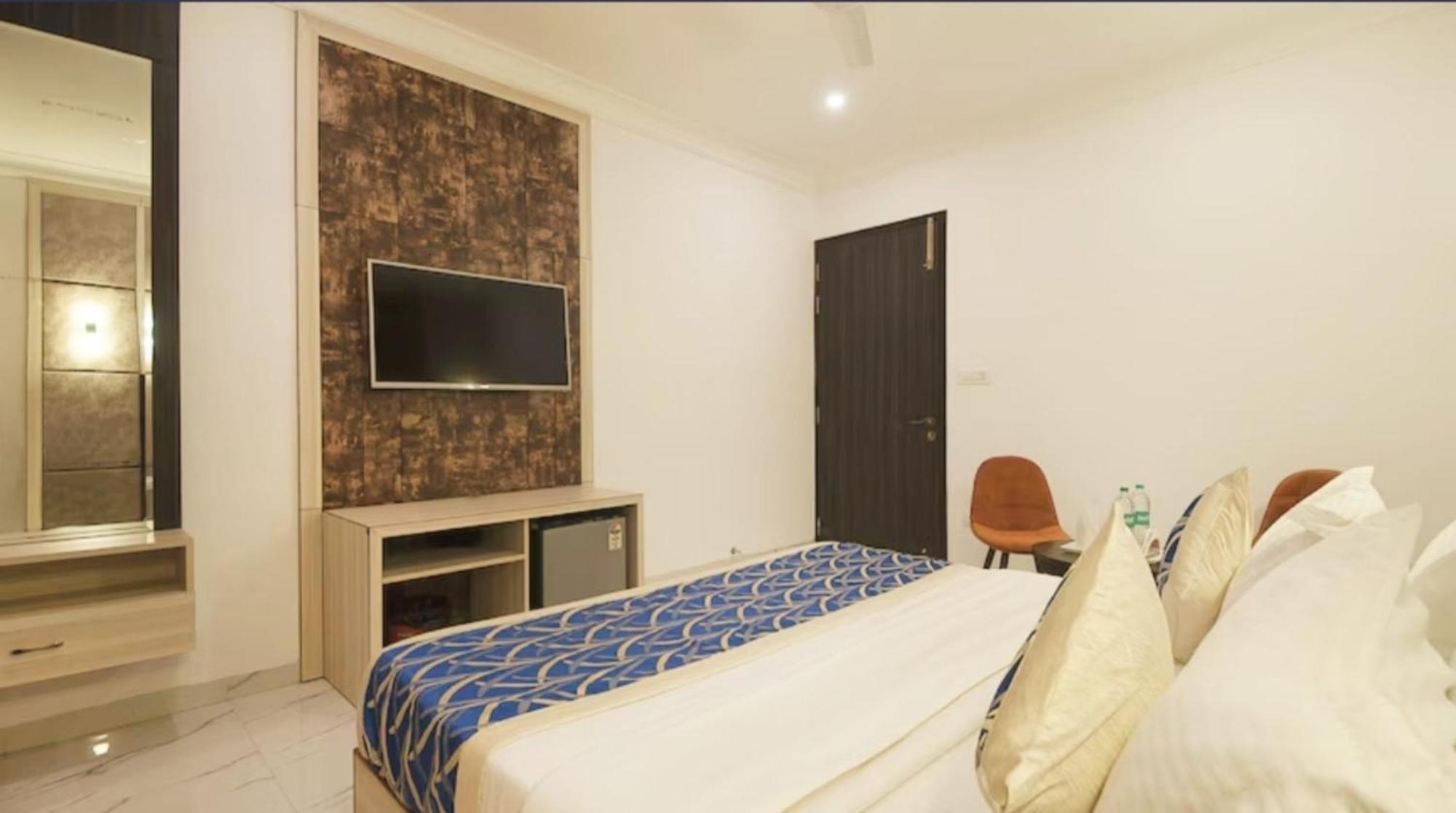 The Almora Residency - Complimentary Airport Trasnfer Hotel นิวเดลี ห้อง รูปภาพ