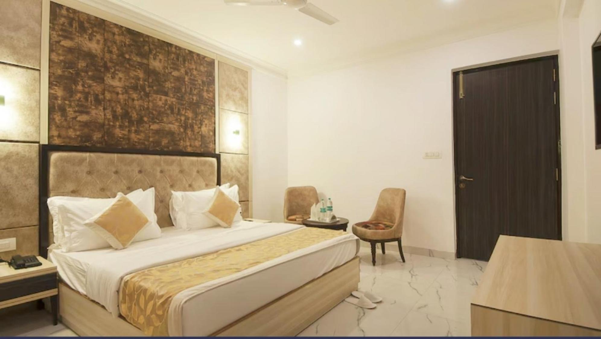 The Almora Residency - Complimentary Airport Trasnfer Hotel นิวเดลี ห้อง รูปภาพ