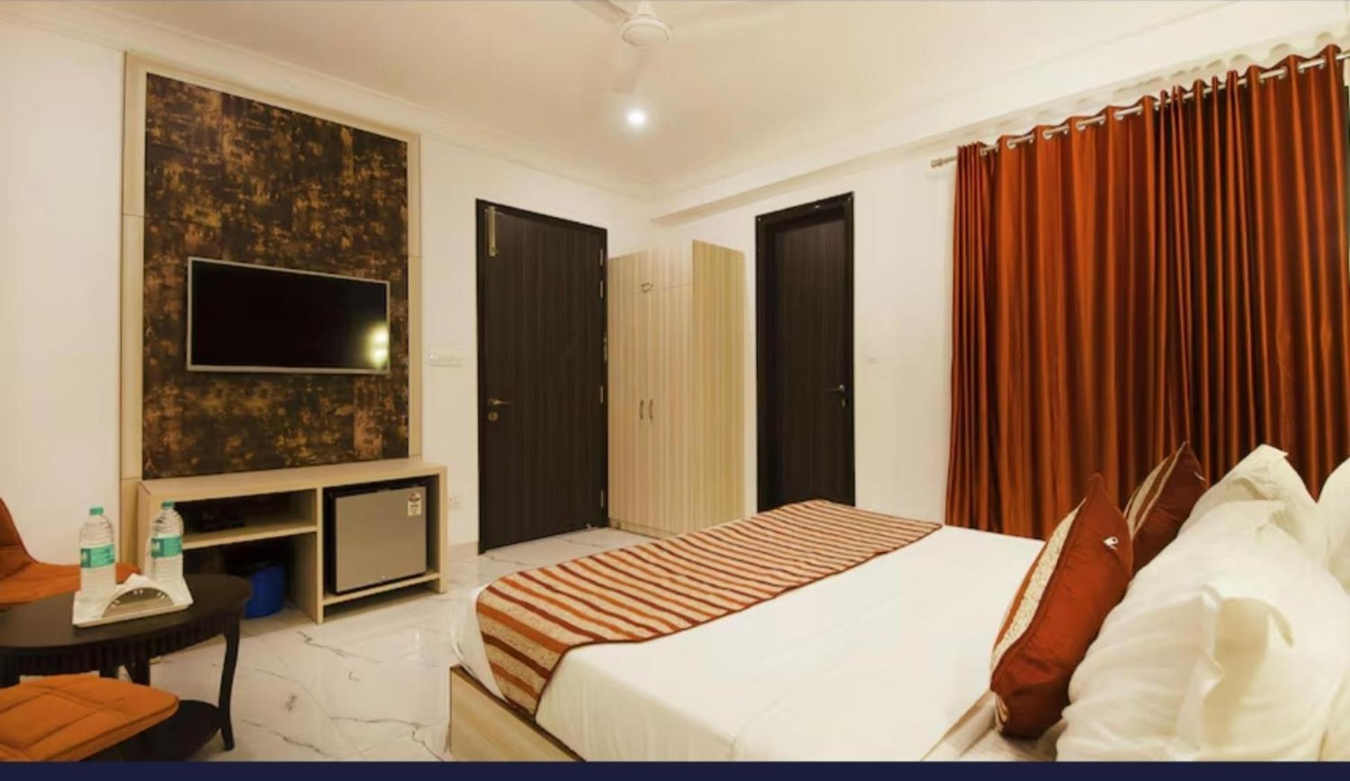 The Almora Residency - Complimentary Airport Trasnfer Hotel นิวเดลี ห้อง รูปภาพ