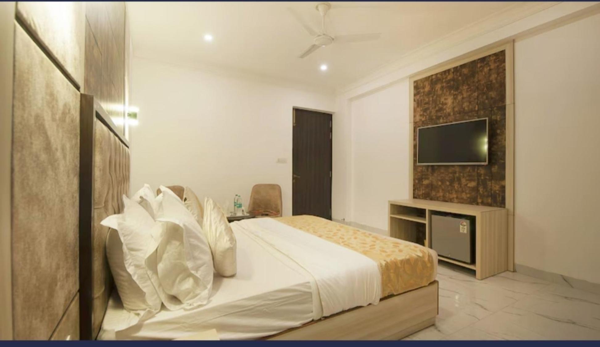 The Almora Residency - Complimentary Airport Trasnfer Hotel นิวเดลี ห้อง รูปภาพ