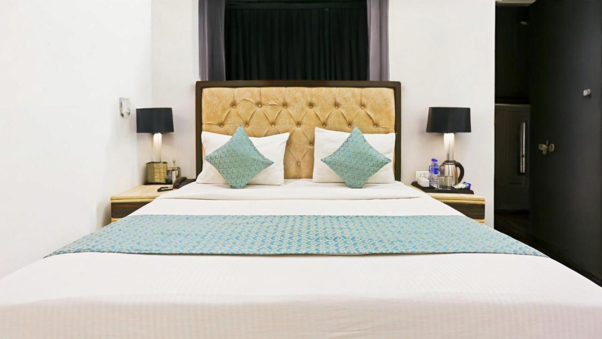 The Almora Residency - Complimentary Airport Trasnfer Hotel นิวเดลี ภายนอก รูปภาพ