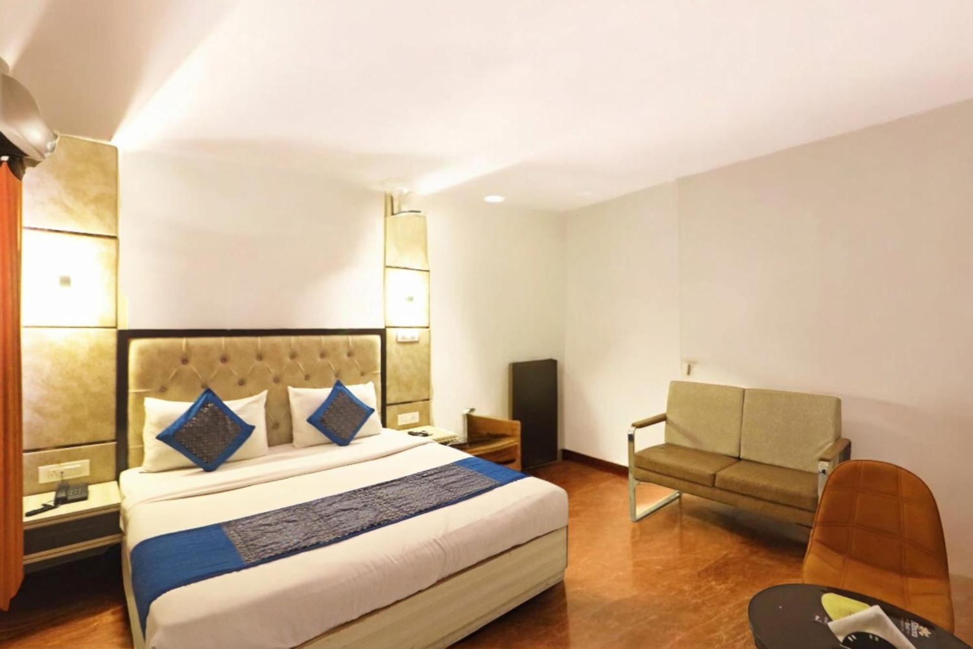 The Almora Residency - Complimentary Airport Trasnfer Hotel นิวเดลี ภายนอก รูปภาพ